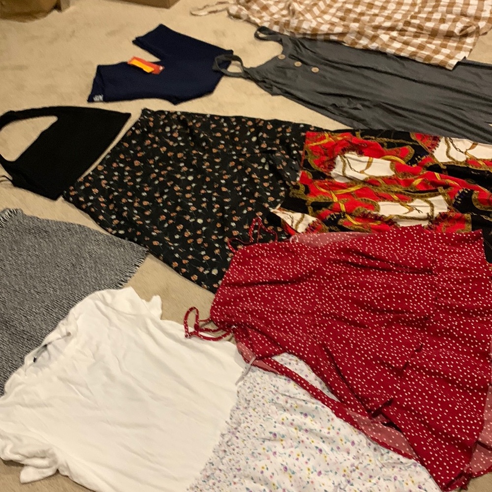 Final sale! Bundle of 10 piece women clothing